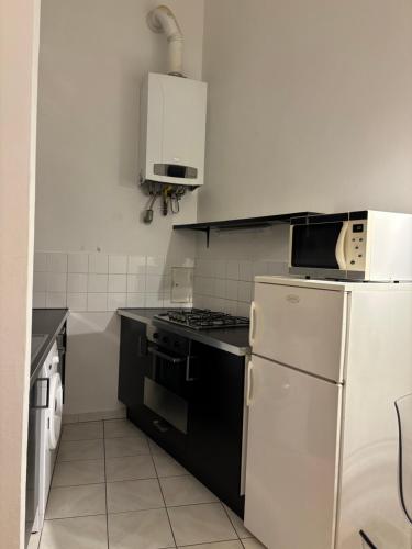 Two-Bedroom Apartment image 5