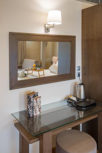 Nepheli Hotel