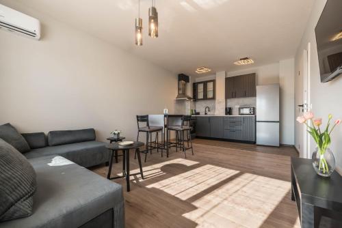 Sunny Ap & Parking 5min From The Beach – khách sạn tại Vinitsa