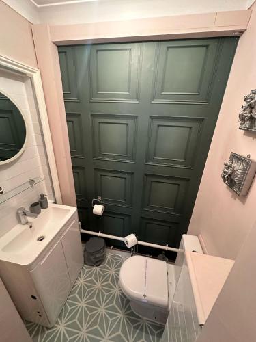 The Cambridge Guest House - image 9