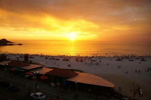 Casa duplex on Beautiful Praia Grande in Arraial do Cabo