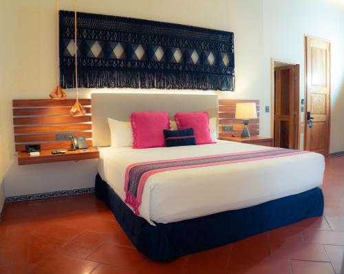 650916866 Casa Azulai Puebla Hotel Boutique
