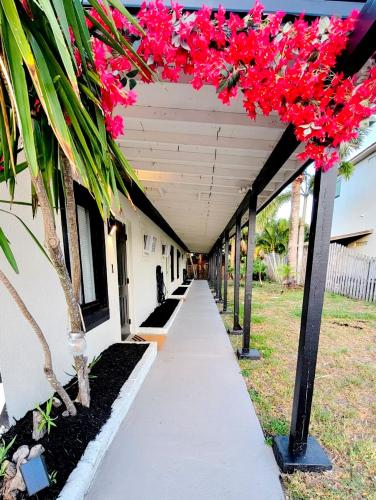 Beach Bungalow By The Sea 1 in Cocoa Beach, USA