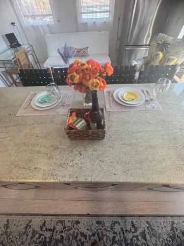 One bedroom with modern kitchen, balcony with water view One bedroom with modern kitchen, balcony with water view