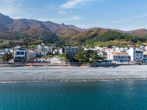 Keunsol Pension, Geoje