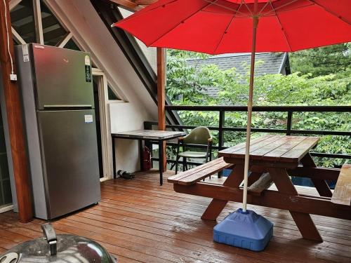 Jecheon Areumdaun Sesang Pension in แพ็กอุน-มย็อน