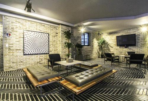 金海 Jangyu Brown Dot Hotel Water Park Branch 2つ星 ホテル レストラン