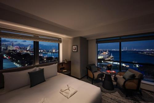 room detail thumbnail 1