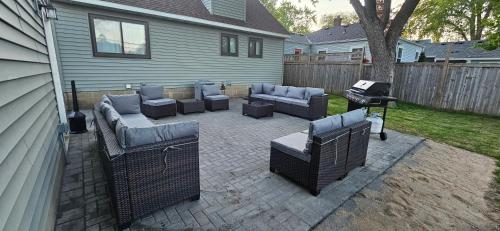 Exterior view, Cozy Urban Skies in Richfield (MN)