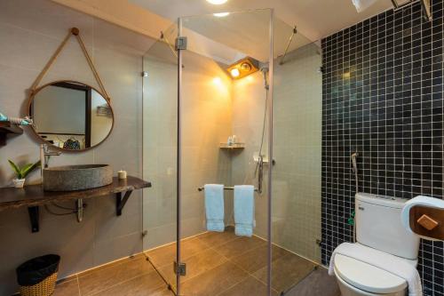King Suite image 6