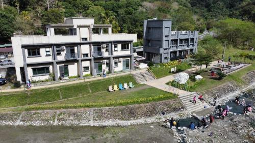 Exterior view, 安通溪畔溫泉民宿Antong Creekside Hot Spring花蓮縣民宿2404號 in Fuli Township