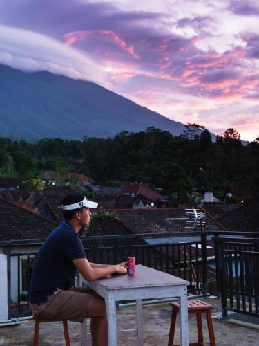 Sakaloka Mountain Homestay near Mount Agung