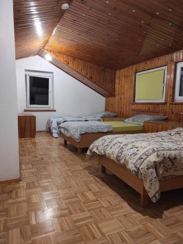 Adam room 1, Wroclaw (foto 11)