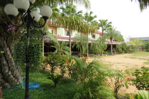 Baan Bee Residence Baan Bee Residence