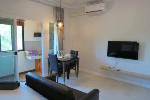 Baan Bee Residence Baan Bee Residence