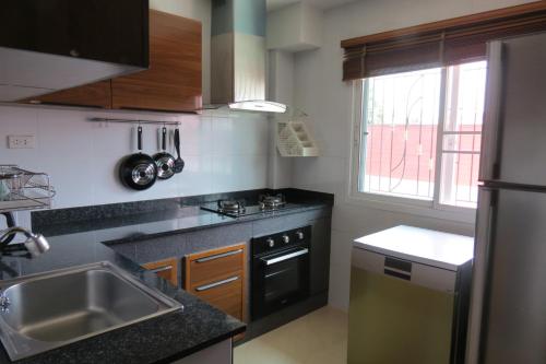 Baan Bee Residence Baan Bee Residence