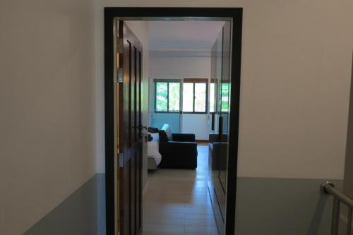 Baan Bee Residence Baan Bee Residence