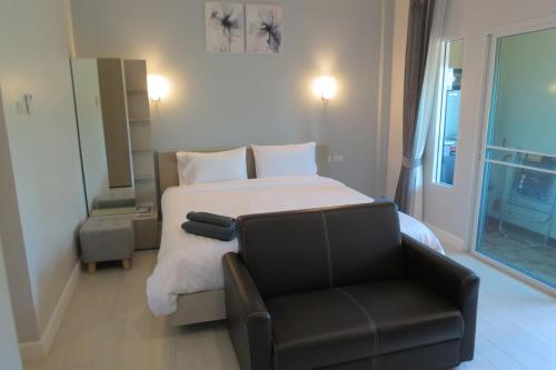 Baan Bee Residence Baan Bee Residence