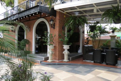 Baan Bee Residence Baan Bee Residence