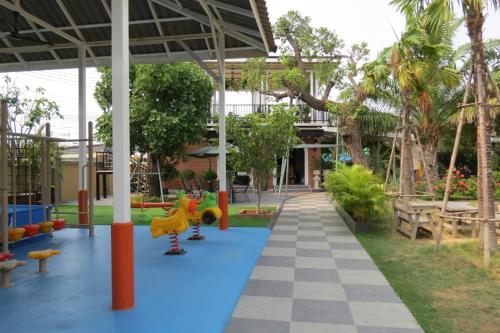 Baan Bee Residence Baan Bee Residence