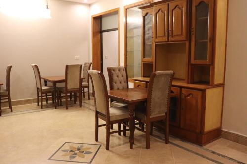 Létesítmények, Hayat Grand -Family Guest House in Iszlamabad