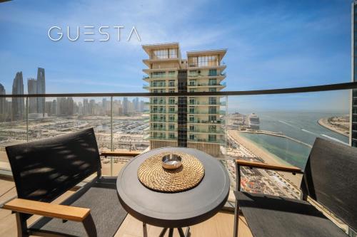 Emaar Beachfront - Marina Vista Tower, Dubai Marina, Dubaj