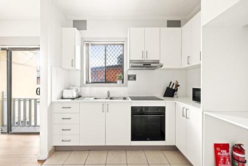 Double Room - Prime location - Convenient Spot in Auburn - Shared Bathroom in Sydney Olympic Park