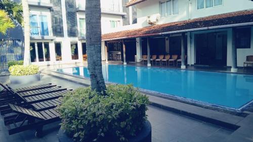 Pemandangan luar, Earl's Red Passikudah in Pasikuda