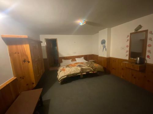 Rockway hostel – Manali, PA