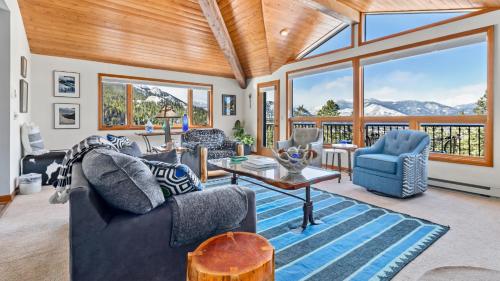 Primavista Luxury Home at Windcliff condo