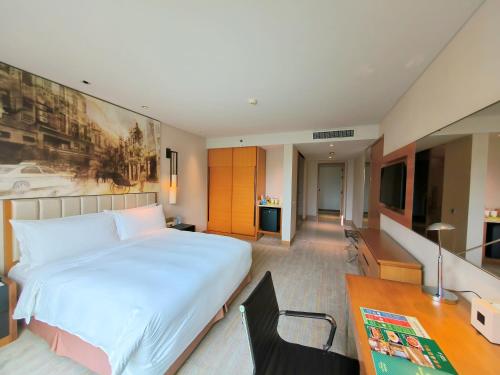 room detail thumbnail 1