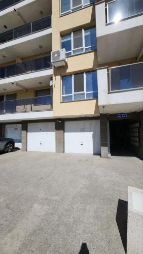 Zen Lodge, with private parking next to Paradise, Sofia (Foto 11)