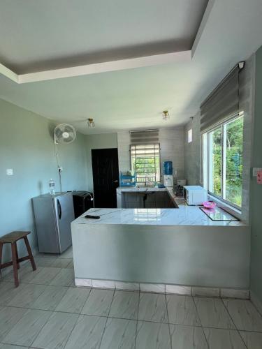 Island Hub Homestay in Kampung Layang Layang