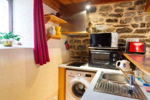 Gîte La Voûte Céleste 2/3 pers aux Bondons (Gite La Voute Celeste 2/3 pers aux Bondons) in Bedoues