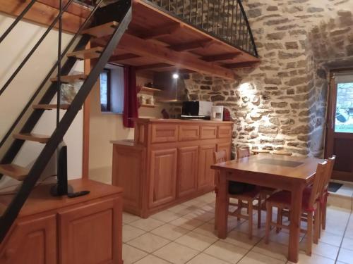 Gîte La Voûte Céleste 2/3 pers aux Bondons (Gite La Voute Celeste 2/3 pers aux Bondons) in Bedoues