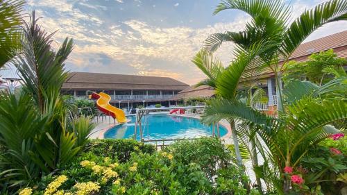 Baan Dara Resort