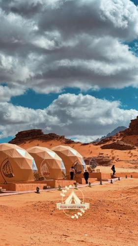 RUM WORLD BUBBLE lUXURY CAMP - image 2