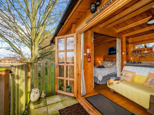 Finest Retreats - Pottles Retreat in Surlingham