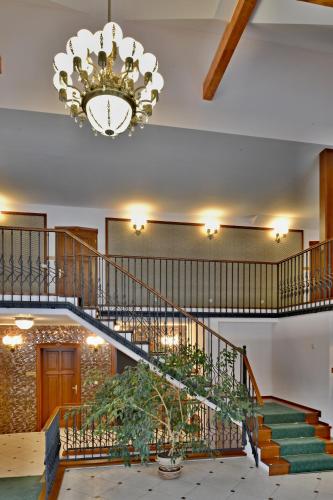 Viesnīcas āriene, Hotel Gold Chotoviny in Čotovini
