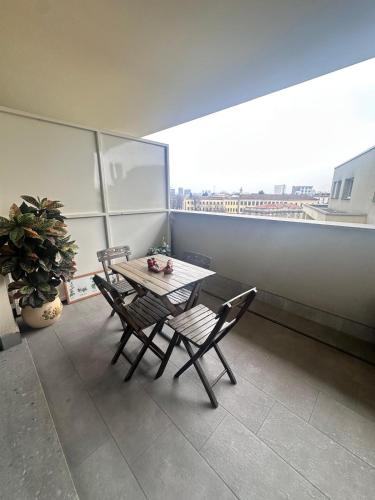 COZY APARTMENT NEAR CITY LiFE, Milan