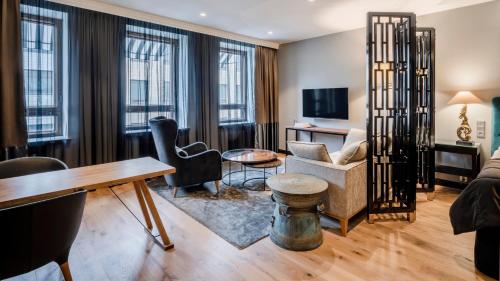 Grand Deluxe Double or Twin Room