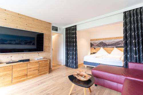 One-Bedroom Apartment image 10