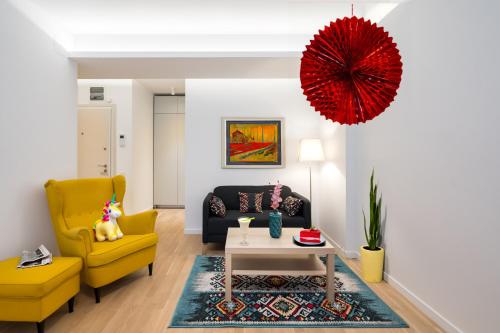 Zen Studios 1 & 2 - Central Studios with Parking