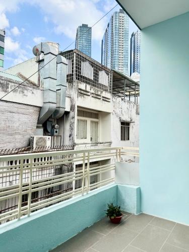 Studio with Terrace image 10