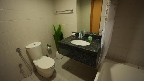 1BHK full canal view apartment in Business bay !, Dubaï (photo 9)