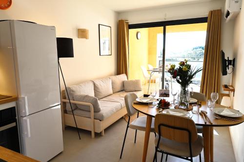 Le Loria - T3 vue mer avec piscine in 費加里