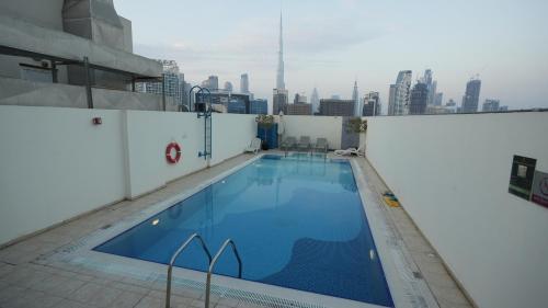 1BHK full canal view apartment in Business bay !, Dubaï (photo 5)