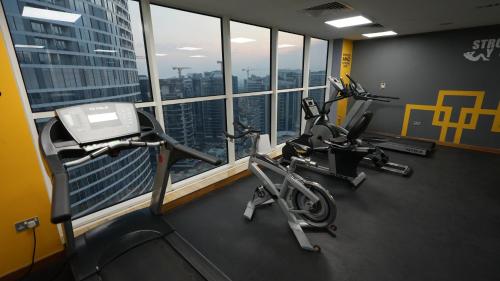 1BHK full canal view apartment in Business bay !, Dubaï (photo 10)