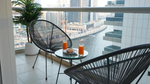 1BHK full canal view apartment in Business bay !, Dubaï (photo 7)