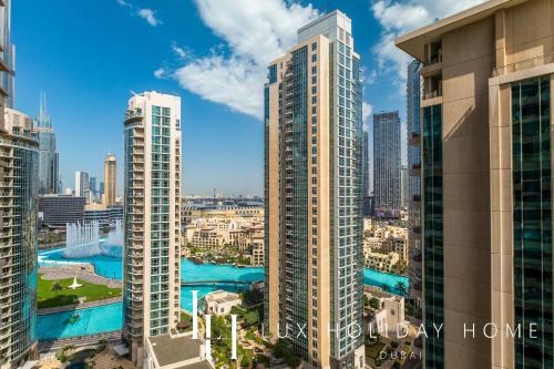 Burj khalifa & Fountain view - image 2